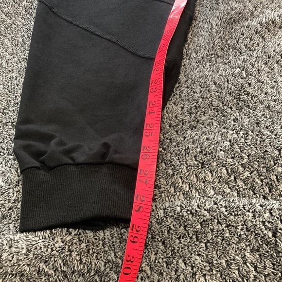 Black joggers size Xl - Picture 10 of 10